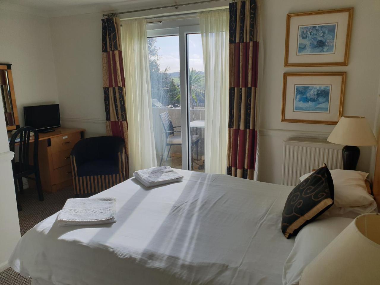 Hotel California Newquay  Bagian luar foto