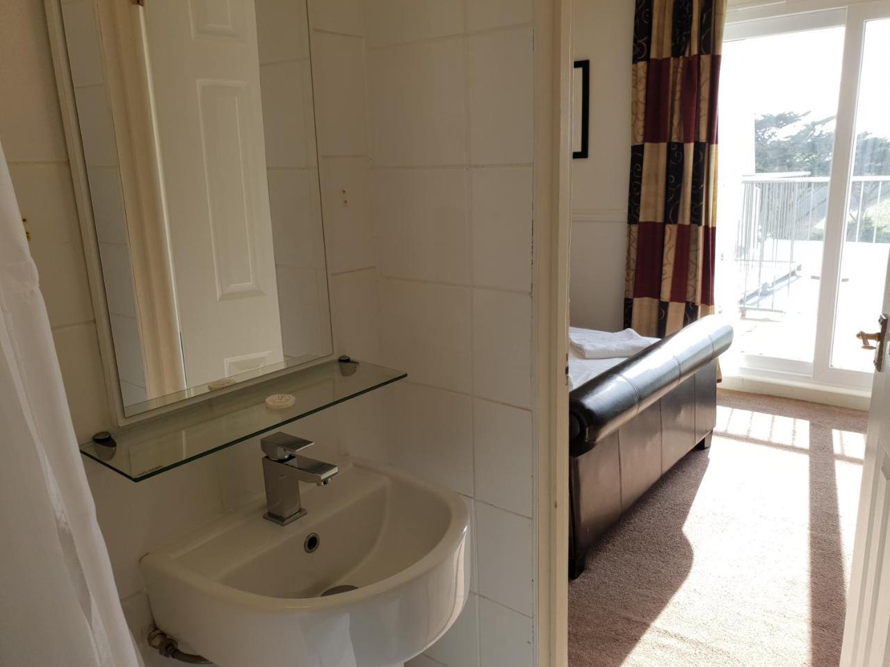 Hotel California Newquay  Bagian luar foto
